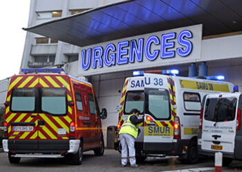 «Schumacher è molto grave». L’ex campione di F1 in coma dopo un incidente fuoripista sugli sci