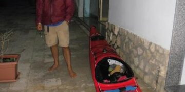 Un americano in giro per il mediterraneo con il Kayak, sosta a Ciro’ marina