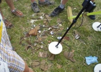 Capo Colonna: con metal detector cercava reperti archeologici, arrestato