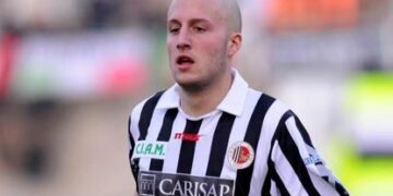 Catanzaro, doppio colpo in mediana