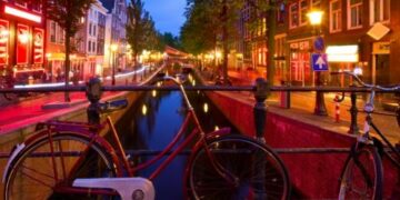 Viaggio ad Amsterdam diventa libro