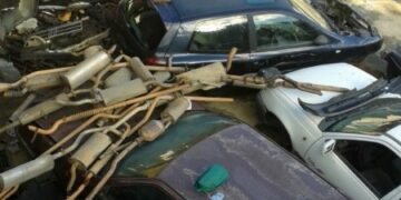 Scoperto deposito di autovetture abusivo, una denuncia