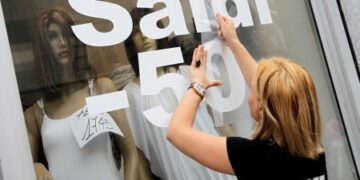 Saldi, GdF di Reggio Calabria scopre 189 irregolarita’