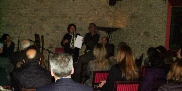 Alla ‘Casedda’ Librandi lo spettacolo di Cataldo Perri ‘Ohi Dotto”