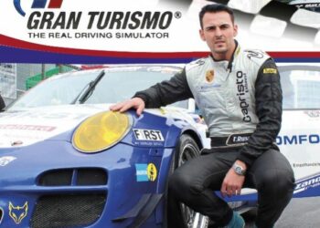 Grande festa a Torre Melissa per l’arrivo del pilota Francesco Russo