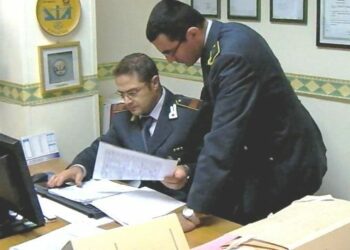 Operazione ‘Golden Junk’, servizio rifiuti senza appalto: denunciati sindaci