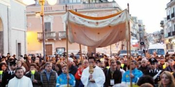 Il Reliquiario della Madonna delle Lacrime di Siracusa a Ciro’ Marina