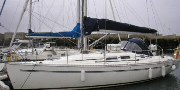 Ruba dal porto di Reggio barca a vela da 100mila euro, arrestato francese