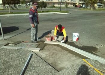 Ciro’ Marina, Citta’ Pulita sistema un ‘pezzo’ di lungomare