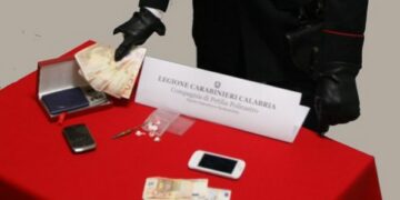 Coppia spacciava cocaina a Mesoraca, arrestati