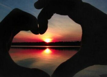 La poesia di Palmina Barletta ‘Attimi’ d’amore