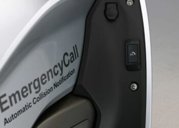 eCall, europarlamentari votano servizio di soccorso per le automobili