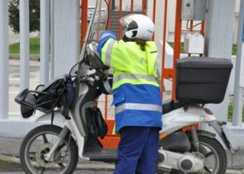 Lavoro alle Poste, assunzione di 835 Portalettere e 235 Addetti Smistamento entro questa Primavera