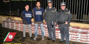 Blitz a Villa San Giovanni, sequestrati 1 ton di gamberoni