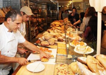 Lavoro per Panettieri, Cuochi e Pasticcieri all’Estero. Retribuzione fino a 24 euro all’ora