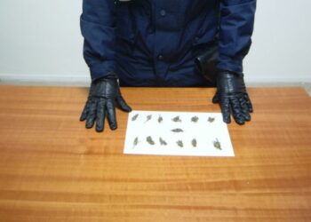 Spacciava ‘marijuana’ nel centro di Isola, arrestato 24enne