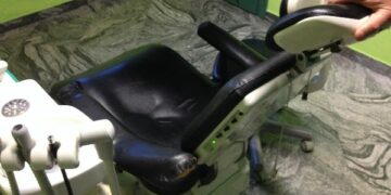 Falso dentista, sequestrato laboratorio e denunciate due persone