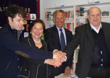 Ciro’ Marina, inaugurata l’audiobiblioteca ‘Libro parlato Lions’