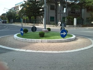 Riqualificazione rotonda via Roma (2)