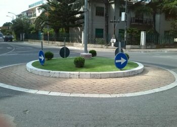 Ciro’ Marina, parte la riqualificazione ambientale delle rotonde viarie