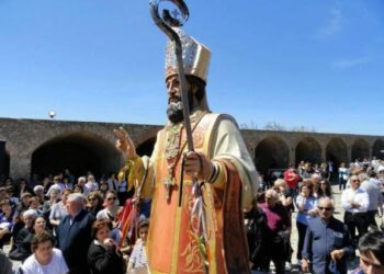 Ciro’ Marina aspetta San Cataldo: in restauro la statua del santo