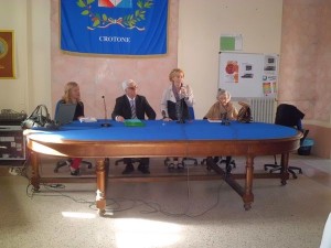 Tavolo dei relatori e intervento della Preside