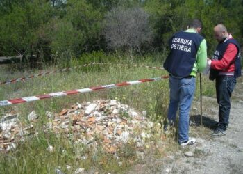 Villapiana, sequestrata discarica abusiva in prossimita’ della spiaggia