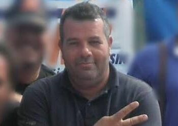 Crotone, auto contro motocicletta: un morto