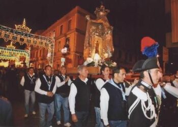 Dalle tenebre della citta’ alla luce di Capocolonna, sabato il pellegrinaggio