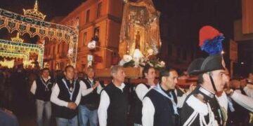Dalle tenebre della citta’ alla luce di Capocolonna, sabato il pellegrinaggio