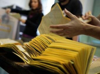 Scrutatori e presidenti: sempre gli stessi, perche’?