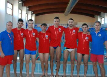 Ciro’ Marina: per la stagione balneare, sei nuovi bagnini di salvataggio