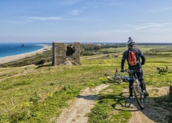 Alla scoperta dell’Antica Krimisa in bici, tappa di ‘Onda d’Urto’ nel cirotano