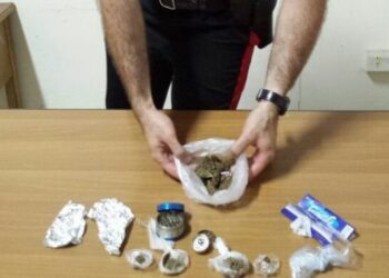 Crotone, arrestato 21enne per spaccio di marijuana