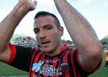 Catanzaro, un grande bomber nel mirino