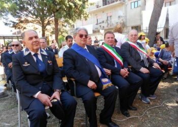 A Don Vitetti e San Giovanni Paolo II due scuole di Ciro’ Marina