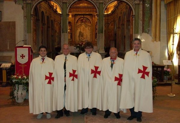 Il crotonese Fra Vincenzo Costa nominato Commendatore della Calabria