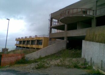 Danno erariale di 890 mila euro a Crotone, l’albergo che non c’e’