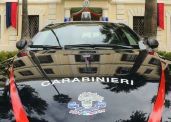 Carabinieri, logo del bicentenario su mezzi veloci dell’Arma