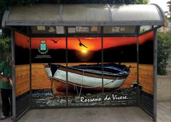 Rossano, pensiline accoglienti e… positive