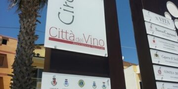 Citta’ del Vino: Ciro’, Ciro’ Marina, Crucoli e Melissa siglano accordo
