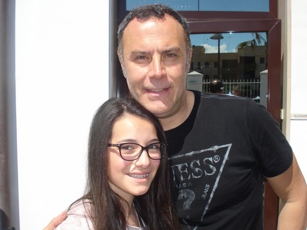 La cantante Veronica Parrilla vola alla semifinale del concorso ‘Sotto le Stelle’