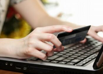 Diritti consumatori, nuovo regolamento su vendite online e a distanza