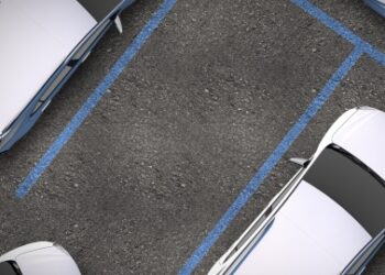 Ciro’ Marina, individuate aree parcheggi a pagamento: dove, come e quando