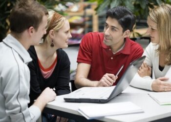 Concorsi per Disoccupati, tirocini retribuiti e rimborso spese di Viaggio, Vitto ed Alloggio