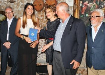 Cavalieri, cerimonia Anioc a Crotone: targhe d’oro a tre soci