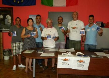 Mai piu’ mozziconi in spiaggia, a Strongoli 300 posaceneri tascabili