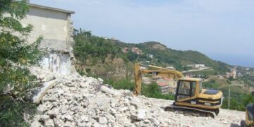 Demolito l’ex carcere mandamentale di Ciro’