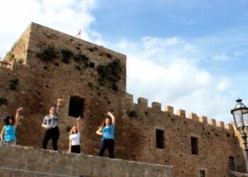 Strongoli e’ Happy: Pharrell fa ballare la cittadina del crotonese