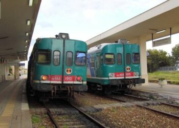 Treni soppressi, la Regione non ha stanziato un euro: a settembre probabili tagli